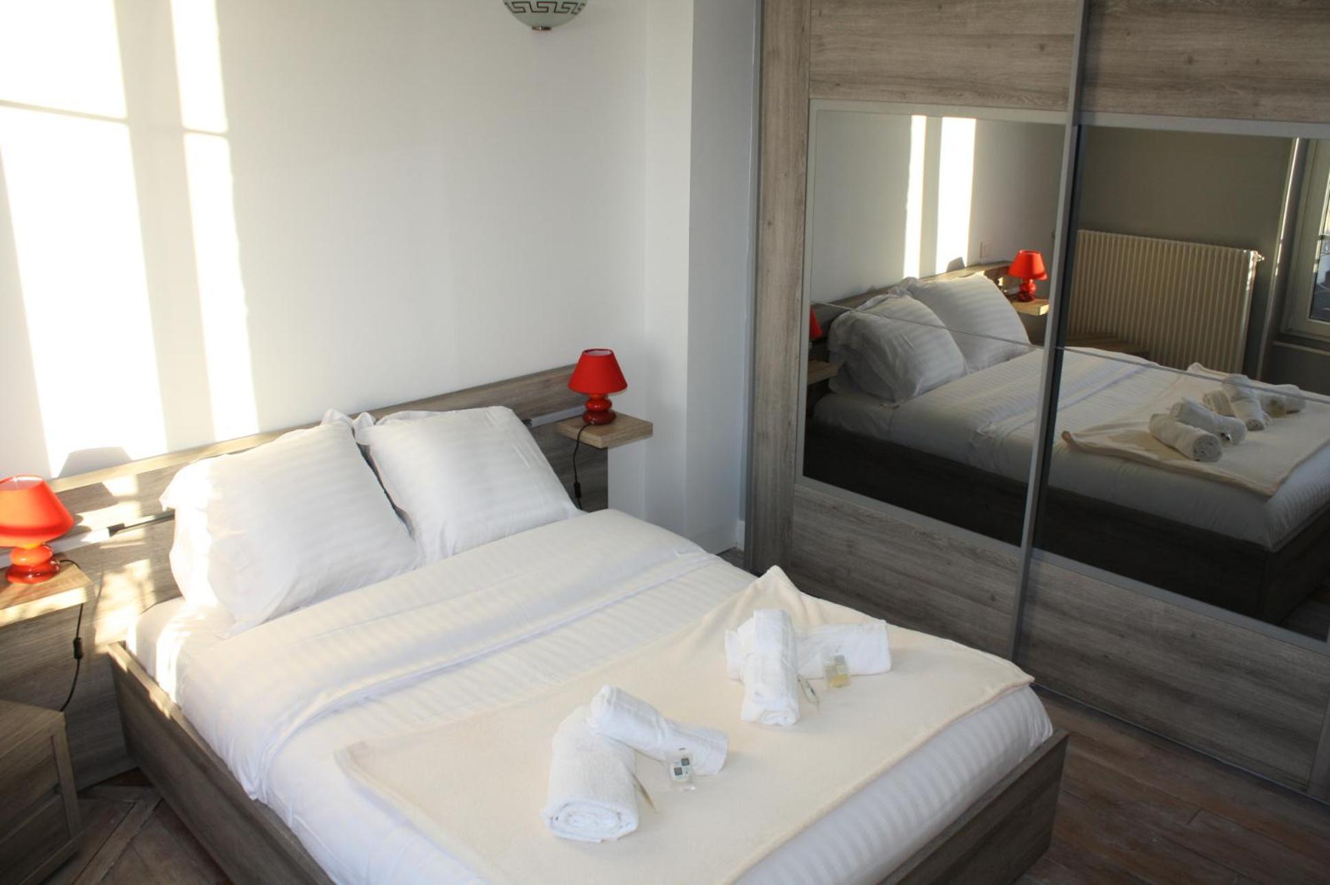 Logis Hotel Chemin Des Dames Le Relais De Fleurette Pontavert Phòng bức ảnh